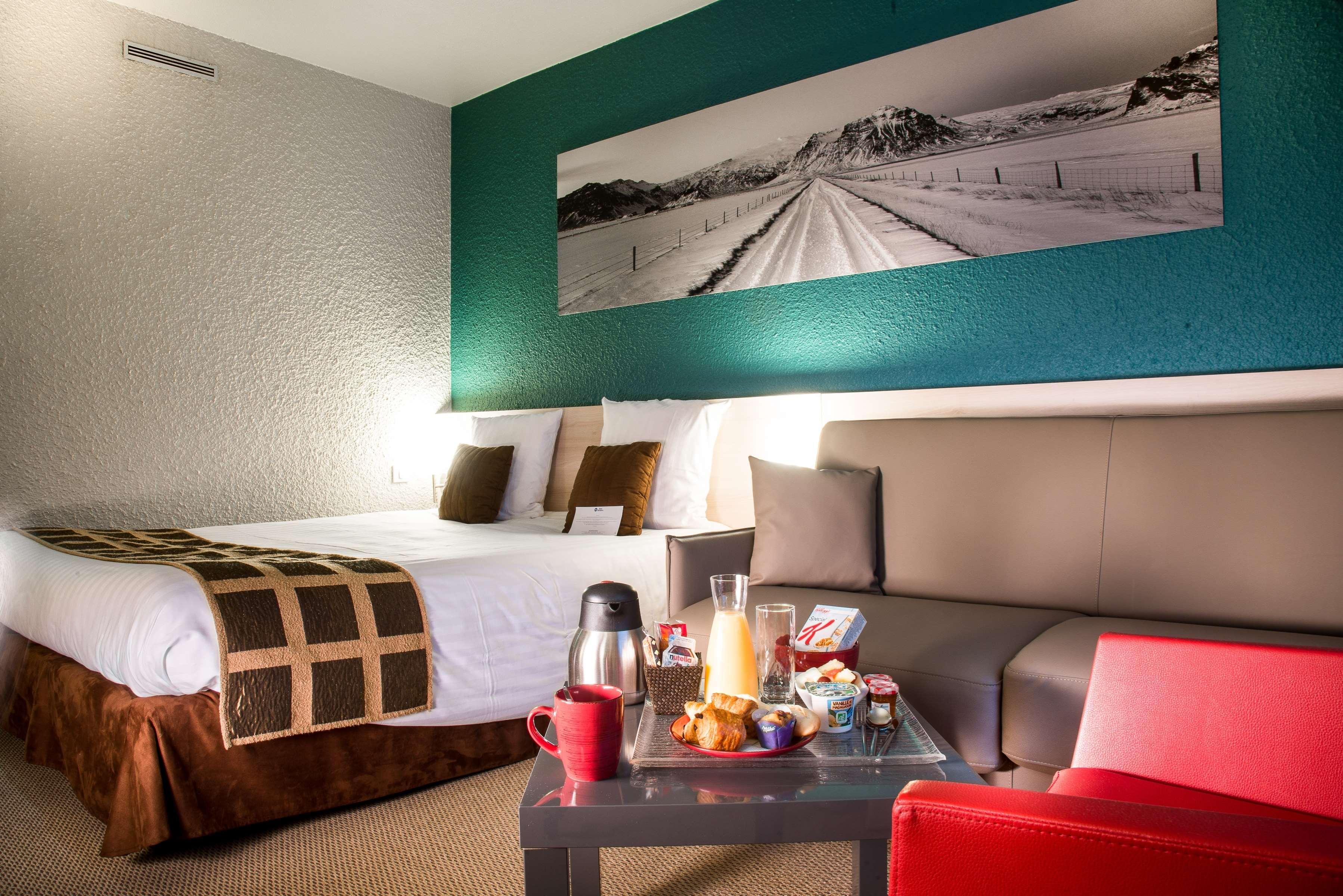 เบสต์ เวสเทิร์น แซ็ง-เอเตียน แอโรปอร์ Hotel อ็องเดรซิเยอซ์-บูเตยง ภายนอก รูปภาพ