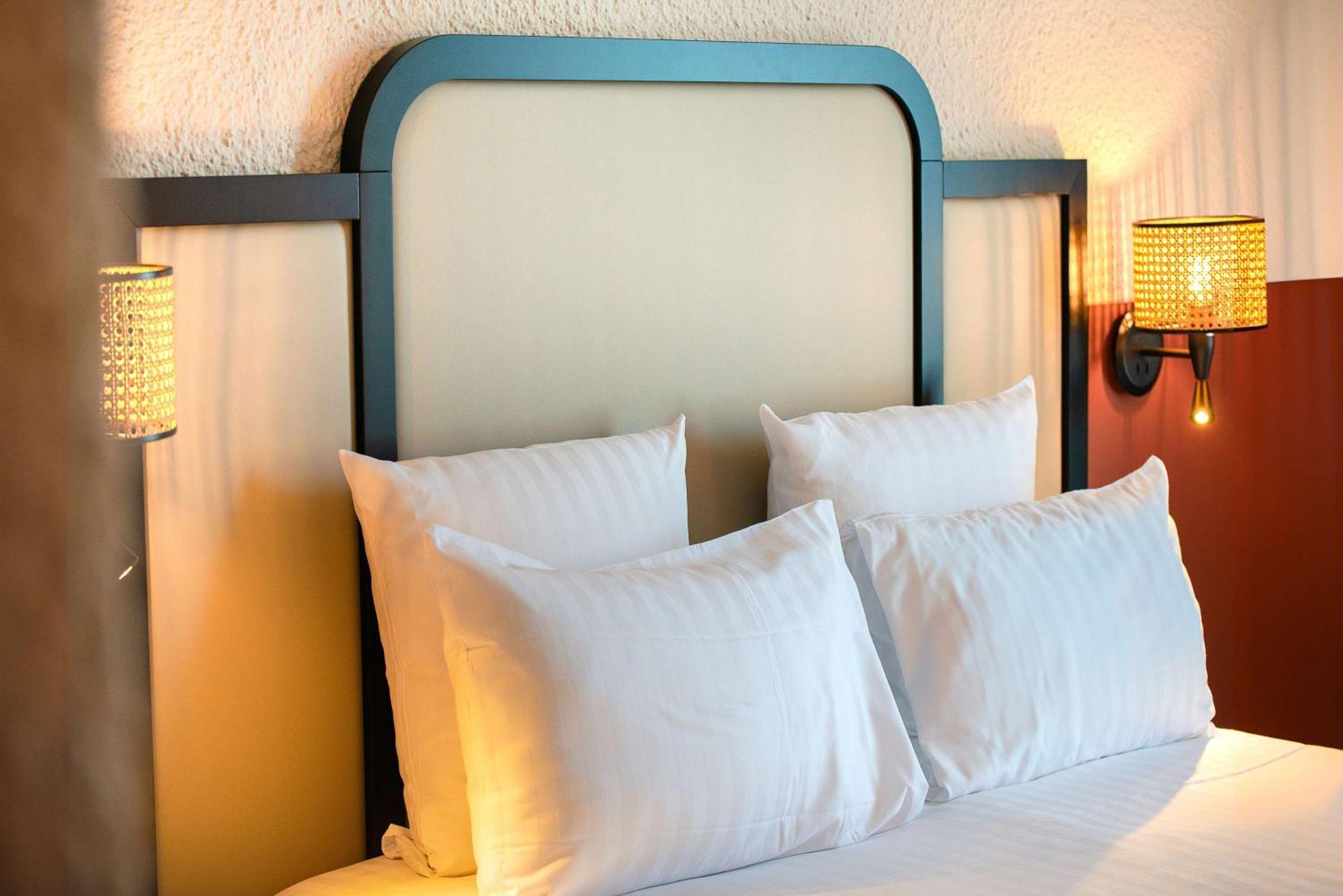 เบสต์ เวสเทิร์น แซ็ง-เอเตียน แอโรปอร์ Hotel อ็องเดรซิเยอซ์-บูเตยง ภายนอก รูปภาพ
