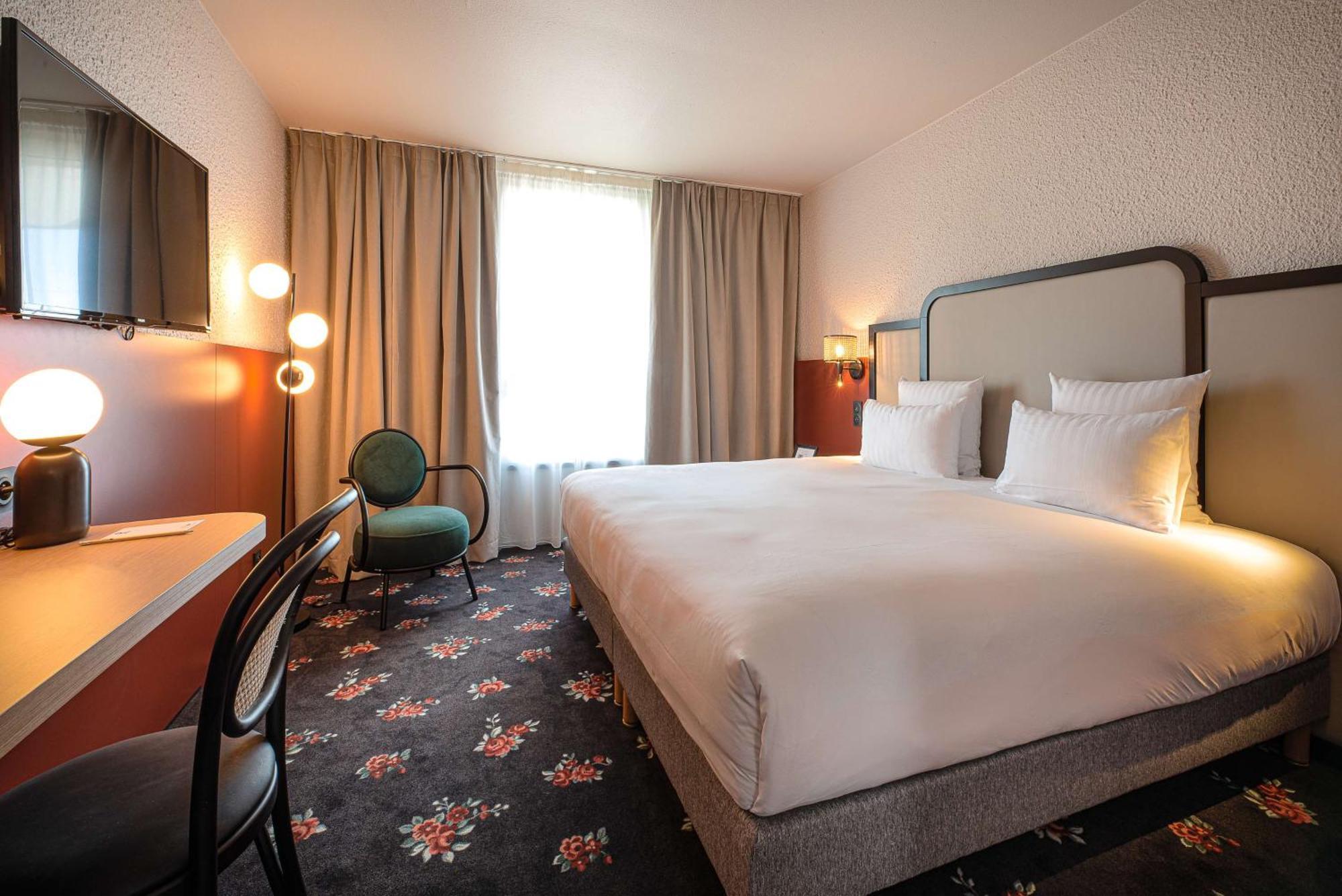 เบสต์ เวสเทิร์น แซ็ง-เอเตียน แอโรปอร์ Hotel อ็องเดรซิเยอซ์-บูเตยง ภายนอก รูปภาพ