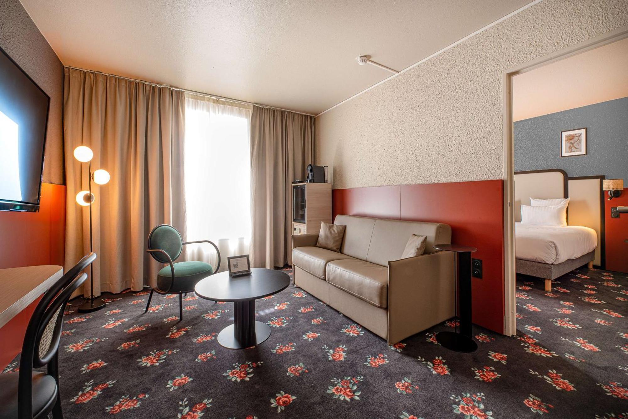 เบสต์ เวสเทิร์น แซ็ง-เอเตียน แอโรปอร์ Hotel อ็องเดรซิเยอซ์-บูเตยง ภายนอก รูปภาพ